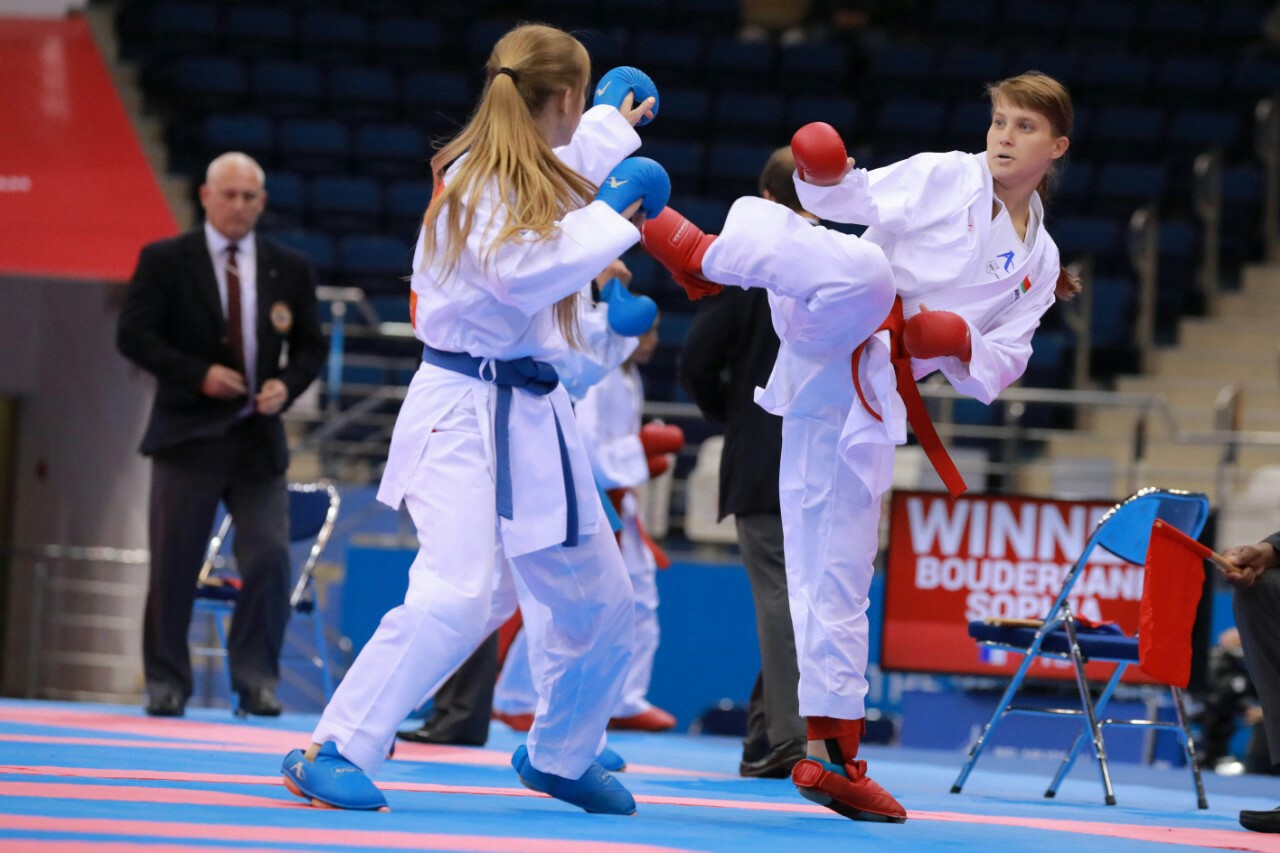 Карате спорт. WKF Karate олимпиада. Каратэ олимпиада 2020. Каратэ Олимпийский вид спорта. Каратэ Олимпийский вид.