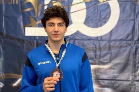 Алексей Рекиш завоевал «бронзу» на этапе Кубка Европы U-23 по фехтованию