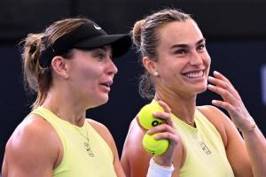 Арина Соболенко и Паула Бадоса в паре вышли во второй круг Турнира WTA-500 в Брисбене