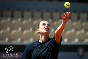 Арина Соболенко с победы стартовала на Ролан Гаррос