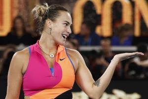 Арина Соболенко, выйдя в финал Australian Open, сохранила титул первой ракетки мира! 