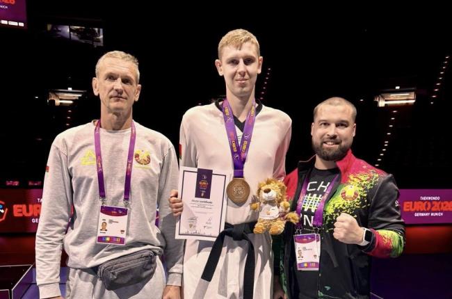 Артём Плонис — бронзовый призёр чемпионата Европы!
