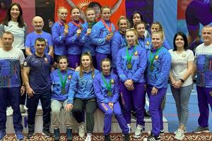 Белоруски завоевали 10 медалей на турнире по женской борьбе в Бишкеке