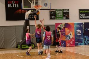 Белорусская федерация фиджитал спорта организовала детский турнир по фиджитал-баскетболу. Соревнования прошли в Минске при поддержке Президентского спортивного клуба