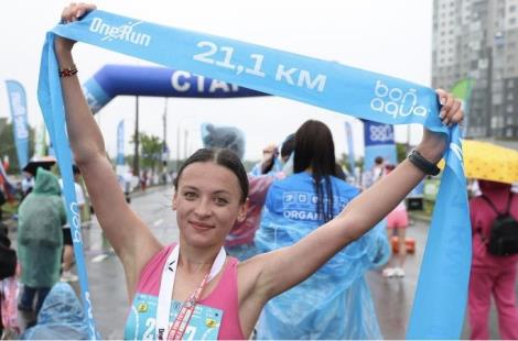 Белорусы стали победителями полумарафона One Run в Минске 
