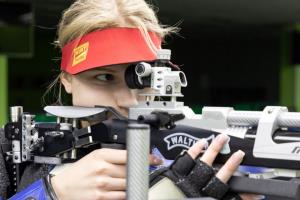 Дарья Чуприс – победительница этапа Кубка мира по пулевой стрельбе среди юниоров в Каире