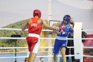 Давыдов вышел в финал чемпионата Европы до 18 лет по боксу 