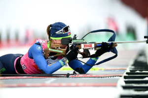 Динара Смольская стала шестой в суперспринте на чемпионате России по биатлону 