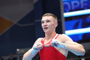 Дмитрий Асанов одержал седьмую победу на профессиональном ринге