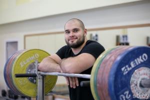 Эдуард Зезюлин занял шестое место на чемпионате мира по тяжёлой атлетике 