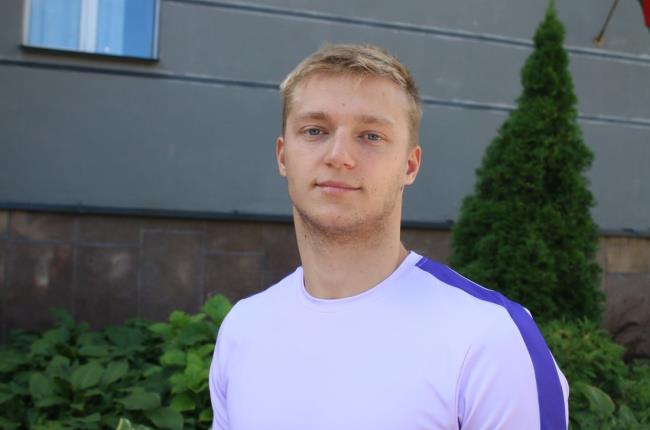 Егор Щелканов вышел в финал на стометровке баттерфляем в классе S9