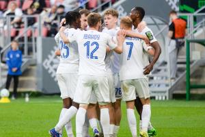 Футболисты минского «Динамо» вырвались в лидеры чемпионата Беларуси