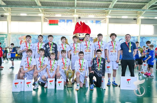 Команда СКА-1 – победитель турнира «Стремительный мяч»