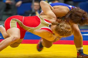Ксения Костенич и Валерия Микитич вышли в финалы чемпионата Европы по борьбе среди спортсменов не старше 20 лет