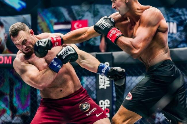 One FC Full Circle: Роман Крыкля защитил титул и сорвал бонус