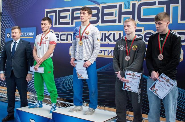Определены победители и призёры первенства по борьбе U23