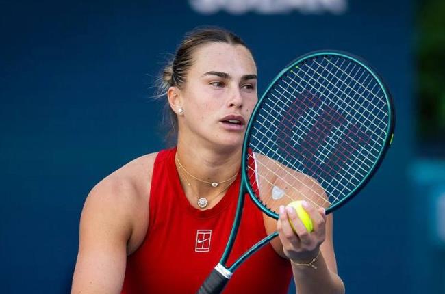 Первая ракетка мира Арина Соболенко пробилась в третий круг престижного турнира WTA-1000 в Майами. 