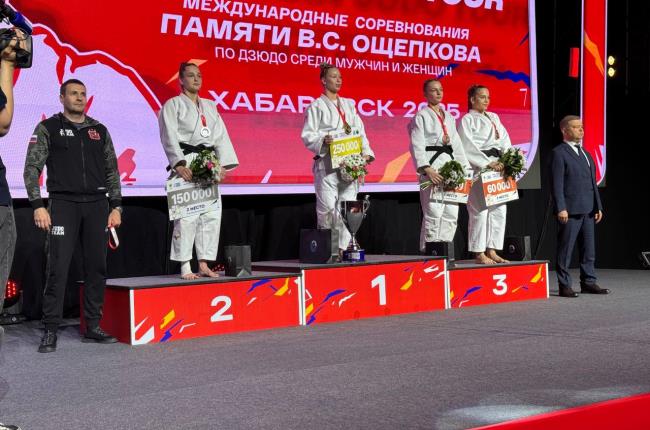 Полина Слесаренко завоевала «серебро» на международном турнире по дзюдо 