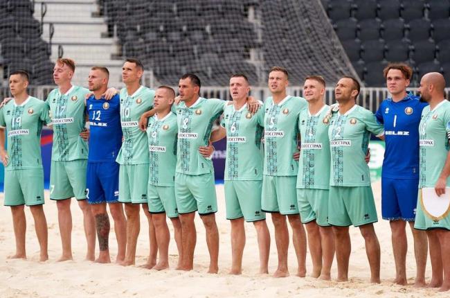 Сборная Беларуси по пляжному футболу разгромила соперников из Молдовы (9:1)