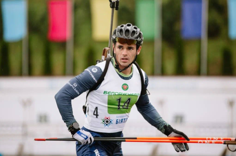 Степан Данилов выиграл мужской масс-старт на чемпионате Беларуси по летнему биатлону 