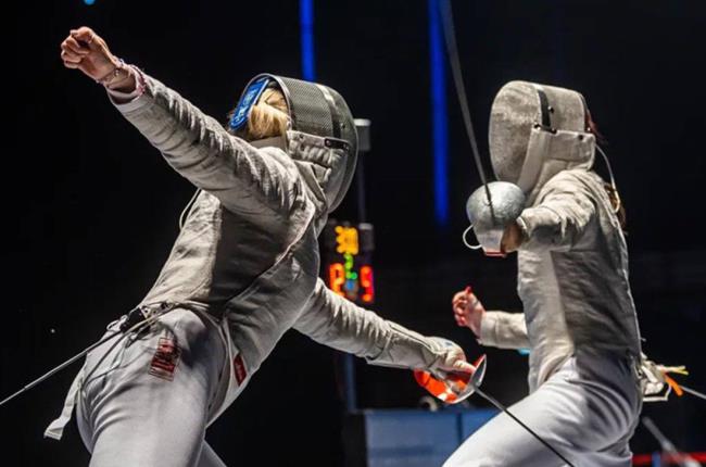 Степан Коваль и Екатерина Рогачевская победили на чемпионате Беларуси по фехтованию