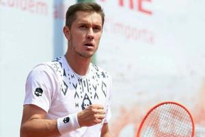 Теннисист Егор Герасимов прошел в 1/8 финала турнира ATP в Гонконге