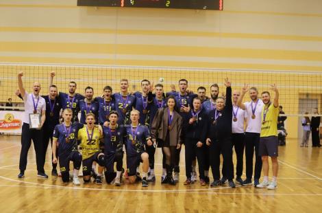 В тройке сильнейших