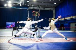 Во Дворце спорта продолжается Открытый чемпионат Союзного Государства по фехтованию.